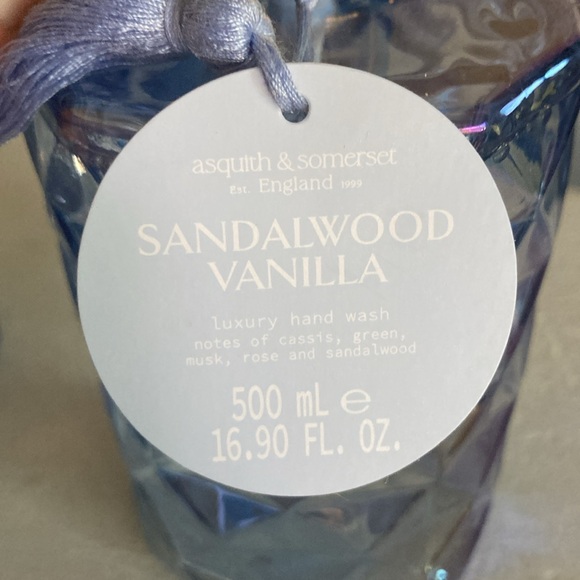 HP NWT-2 Blue Iridescent Diamond Glass Luxury Hand Soap Pumps Sandalwood Vanilla - Picture 14 of 17